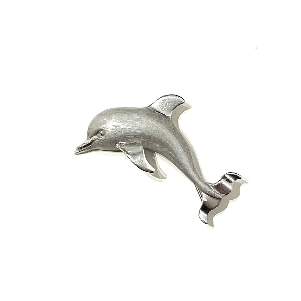 Beau Sterling Silver Dolphin Brooch